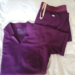 Figs Deep Purple scrub set size XXL and XLT